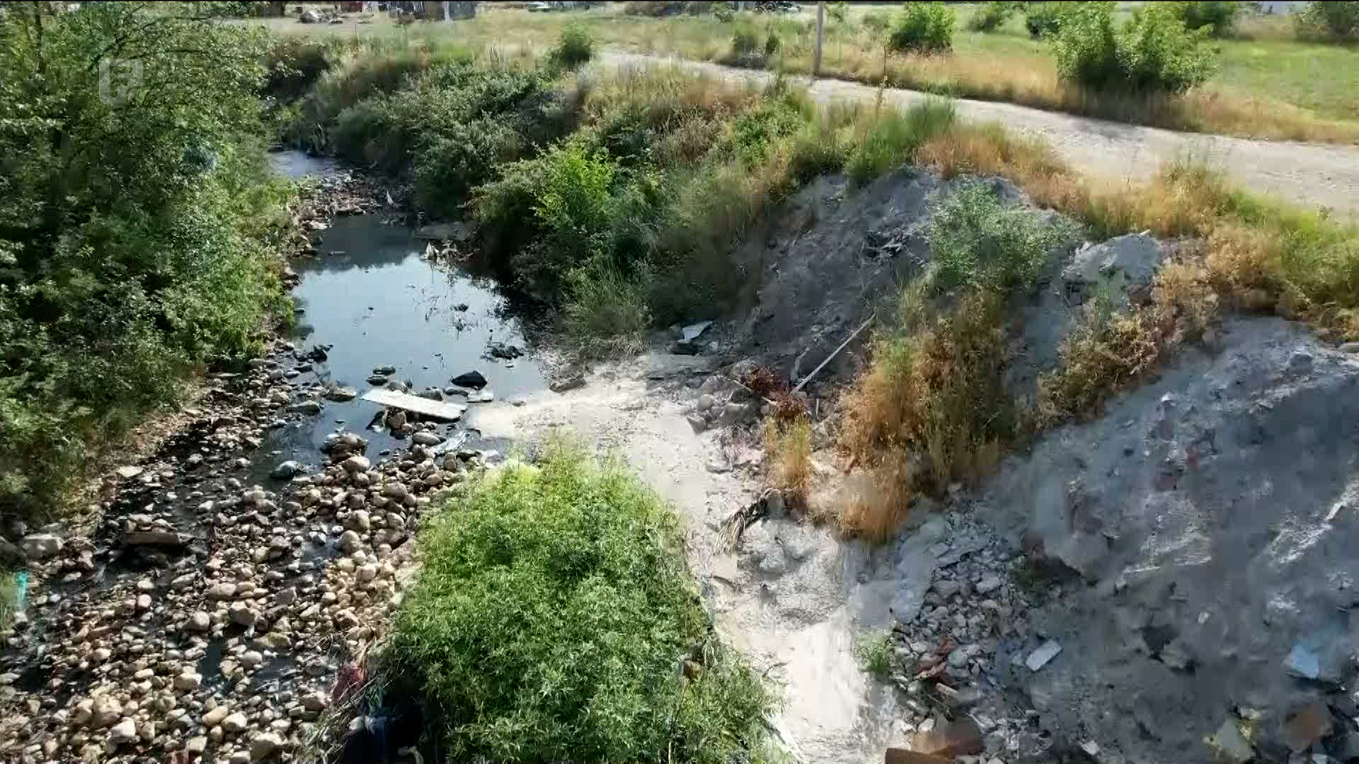 Otpadna voda se slijeva u kanjon Radimlje – smrad je nesnosan